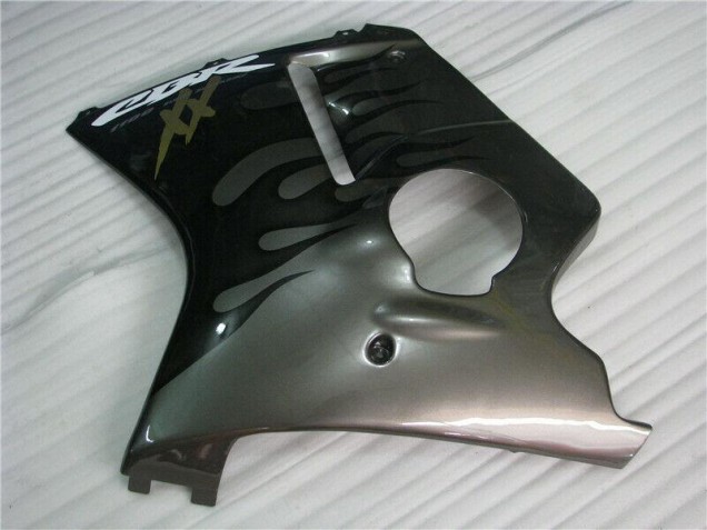 Loja Abs Moto Plástico Honda CBR 1100 XX 96-07 - Preto Loja Abs Moto Plástico Honda CBR 1100 XX 96-07 - Preto