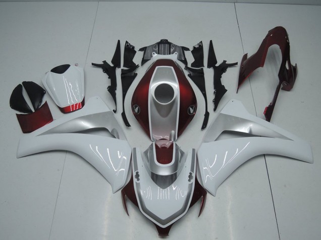 Loja Carenagem Moto Honda CBR 1000RR 08-11 - Vermelho Branco & Prata Loja Carenagem Moto Honda CBR 1000RR 08-11 - Vermelho Branco & Prata