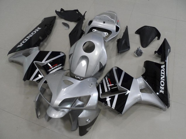 Loja Carenagem Moto Honda CBR 600RR 05-06 - Prata Cinzento Loja Carenagem Moto Honda CBR 600RR 05-06 - Prata Cinzento