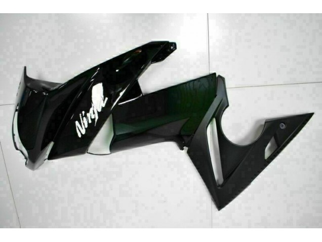 Loja Carenagem Moto Kawasaki EX650 09-11 - Preto Brilhante Loja Carenagem Moto Kawasaki EX650 09-11 - Preto Brilhante