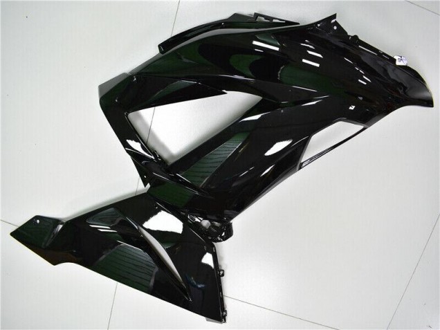 Loja Carenagem Moto Kawasaki ZX6R 13-18 - Preto Brilhante Loja Carenagem Moto Kawasaki ZX6R 13-18 - Preto Brilhante