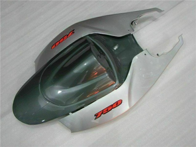 Loja Carenagem Moto Suzuki GSXR 600 / 750 K6 06-07 - Prata Preto Loja Carenagem Moto Suzuki GSXR 600 / 750 K6 06-07 - Prata Preto