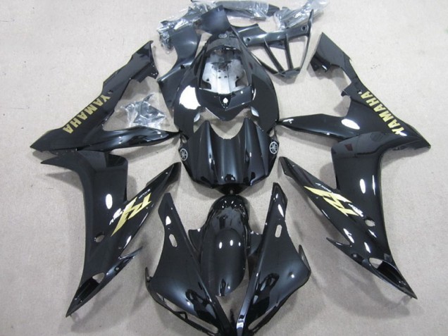 Loja Carenagem Moto Yamaha R1 04-06 - Preto Branco Ouro Decalque Loja Carenagem Moto Yamaha R1 04-06 - Preto Branco Ouro Decalque