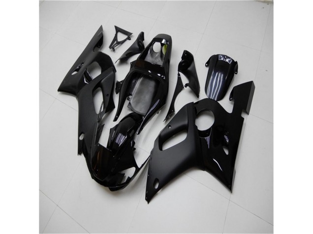 Loja Carenagem Moto Yamaha R6 03-05 - Brilhante Preto Fosco Loja Carenagem Moto Yamaha R6 03-05 - Brilhante Preto Fosco