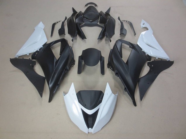Loja Carroçaria Moto Kawasaki ZX6R 13-18 - Preto Branco Loja Carroçaria Moto Kawasaki ZX6R 13-18 - Preto Branco